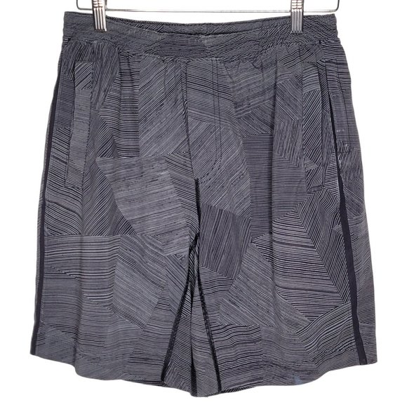Lululemon Medium Pace Breaker Short Etch Light Cast Black Men's Athletic‎ Shorts - Picture 1 of 4